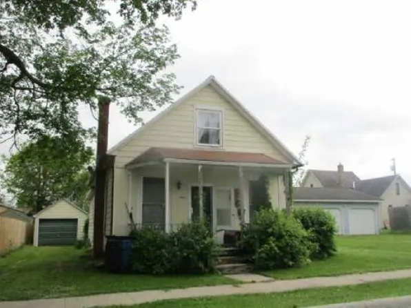204 Maple St, North Liberty, IN 46554