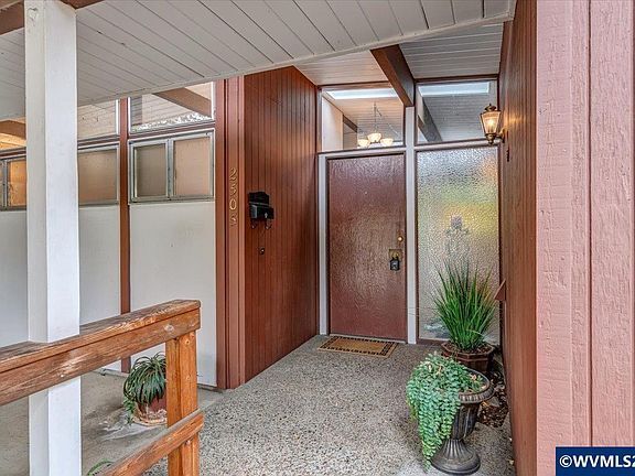 3rd image of 2505 NW Pendleton Pl