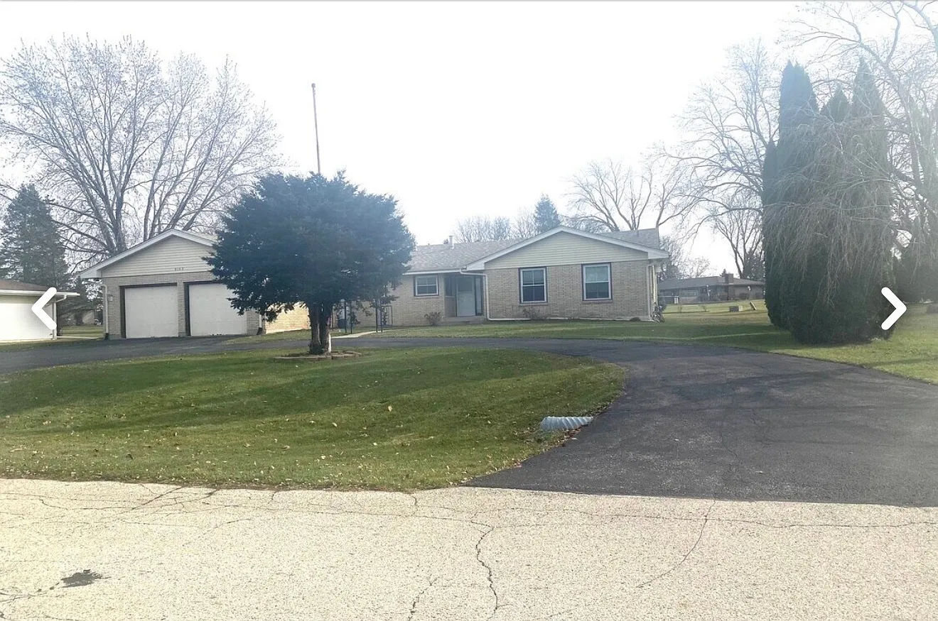 3 bed, 2029 sqft, $2,200 — Photo 1