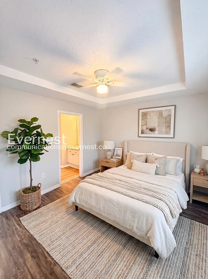 2 bed, 2.0 bath, 1161 sqft, $1,495 — Photo 2
