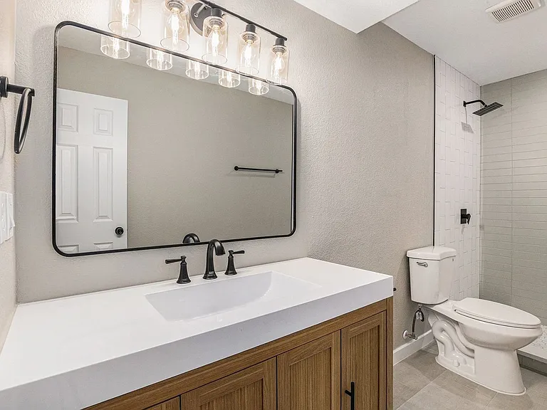 6665 Knox Ct — Photo 12
