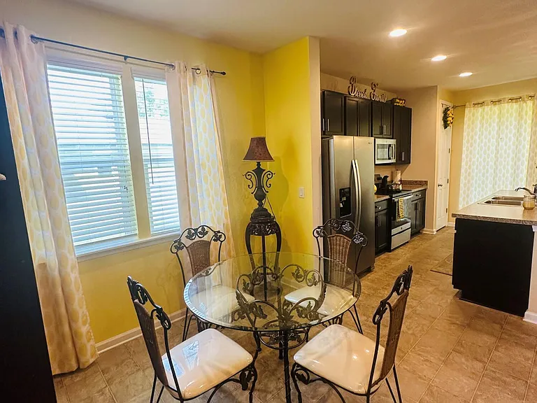 12573 Green Meadow Dr — Photo 16