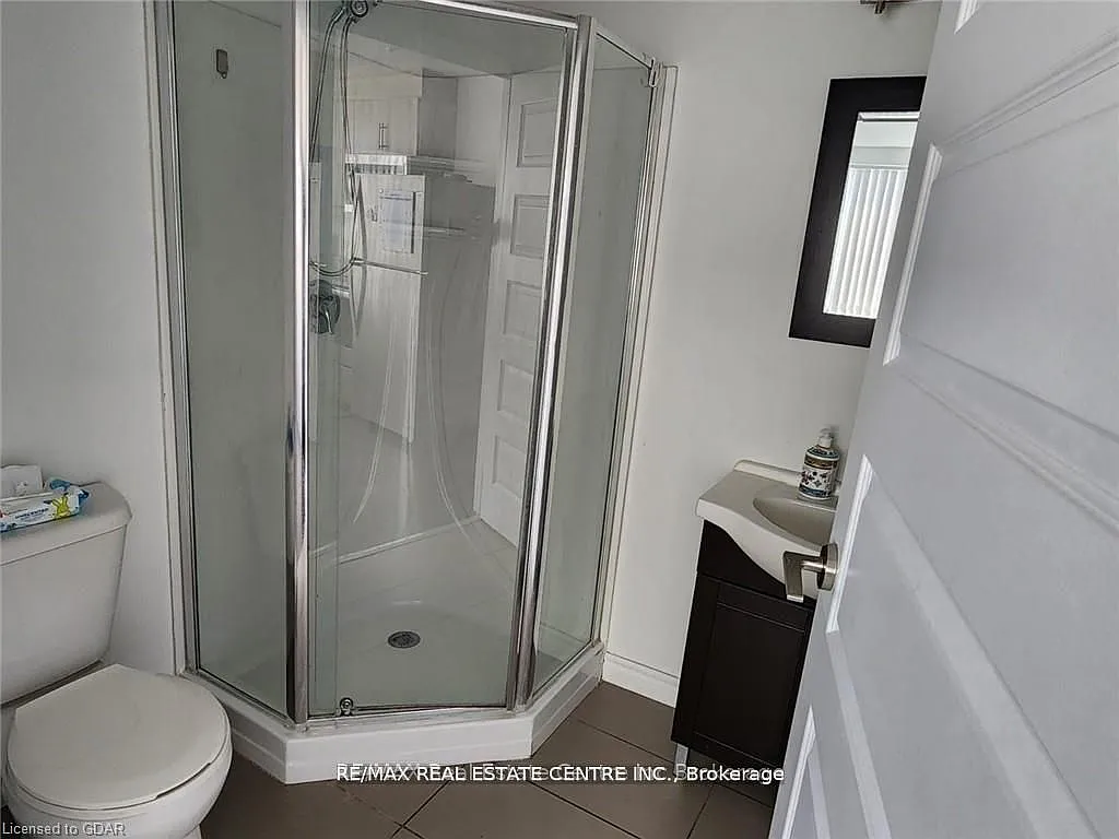 2 bed, $2,399 — Photo 4