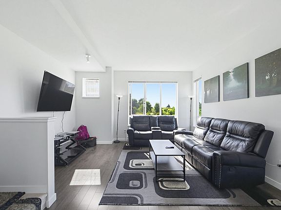 2nd image of 30930 Westridge Pl #83