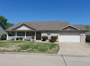 1611 Amos Ct, Granite City, IL 62040