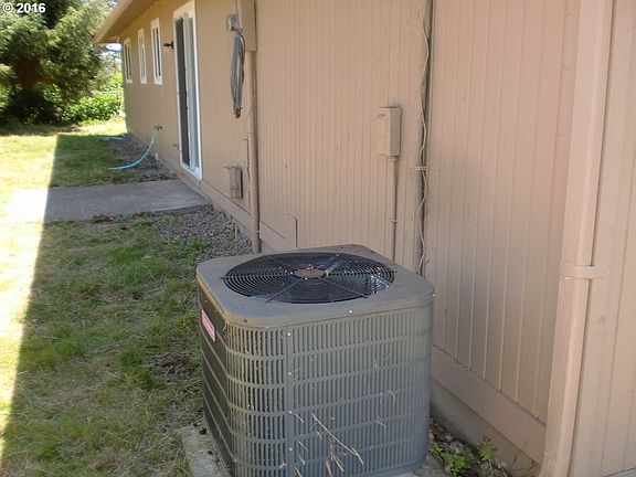 5th image of 6309 NE 140th Ave