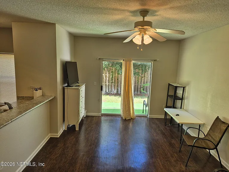 5260 Collins Rd #1501 — Photo 6
