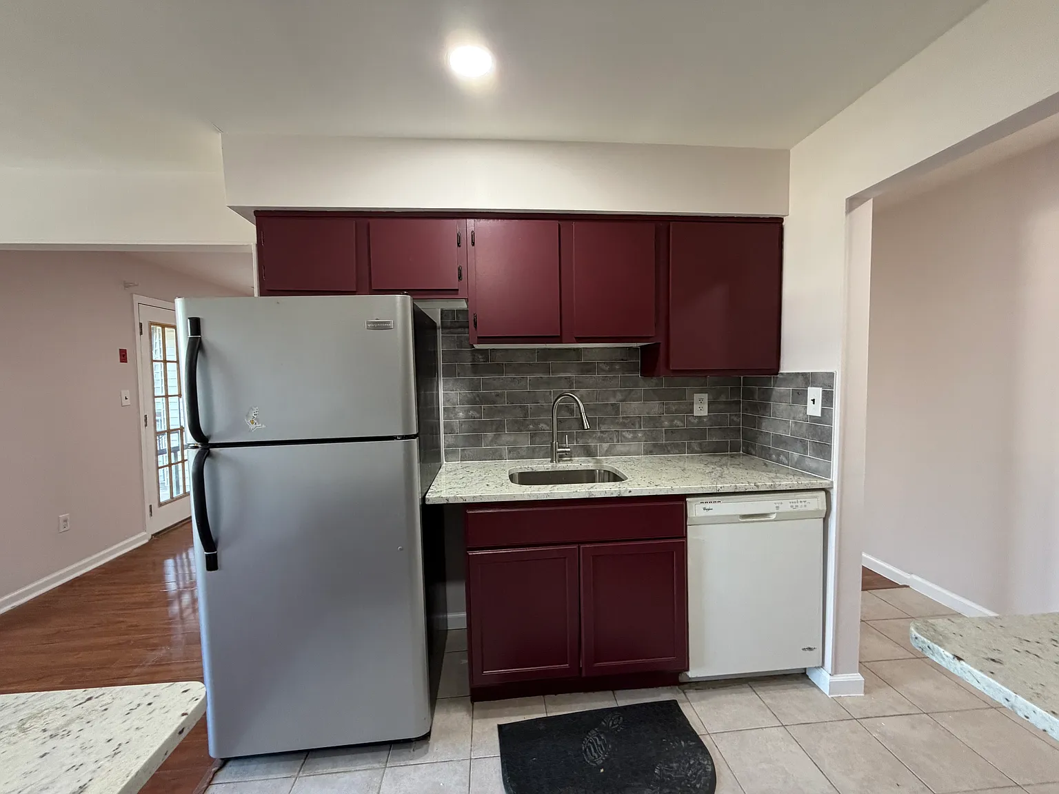 1409 Green Hollow Drive — Photo 3