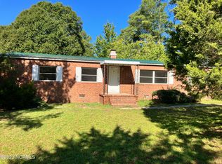 116 Rowe Ave, Aberdeen, NC 28315