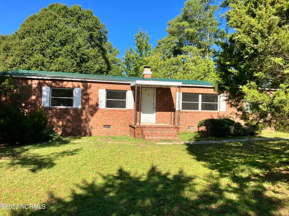 116 Rowe Avenue, Aberdeen, NC 28315