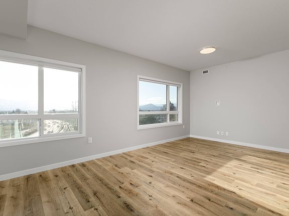 4th image of 2165 Benvoulin Ct #417