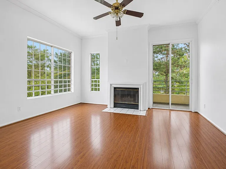 6140 Monterey Rd #408 — Photo 2