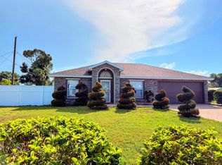 2075 4th Ave SW, Vero Beach, FL 32962