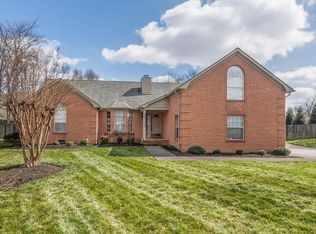 1196 Winding Way Dr, Knoxville, TN 37923