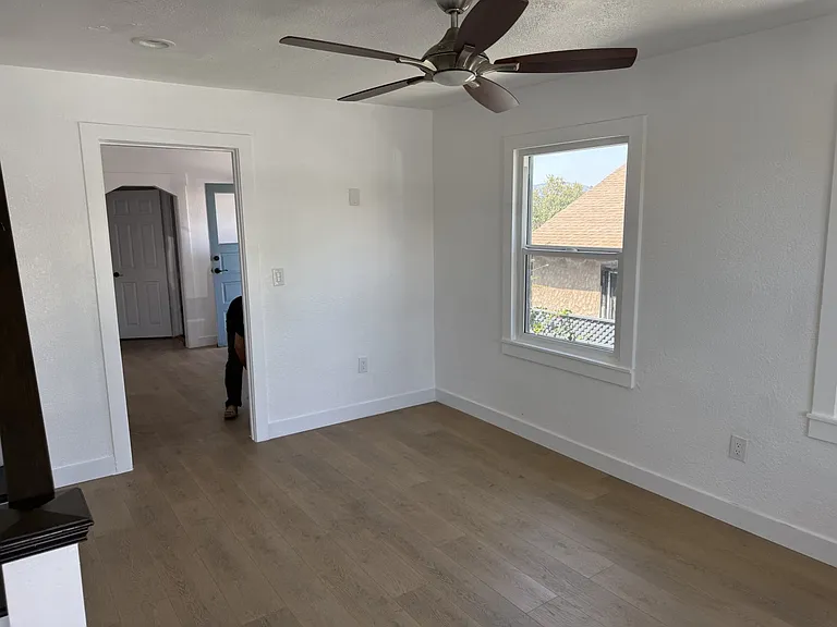 345 N Occidental Blvd — Photo 12