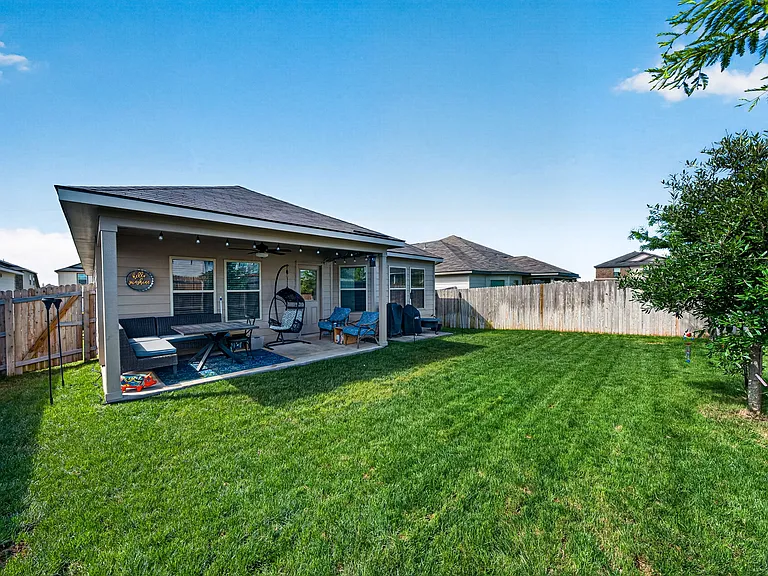 13111 Bay Point Way St — Photo 24