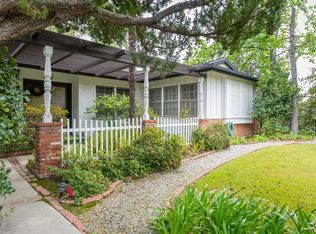 9646 Crystal View Dr, Tujunga, CA 91042