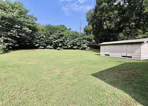 5th image of 1720 Georgia Dr