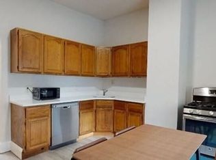 28 Sumner St, Dorchester, MA 02125