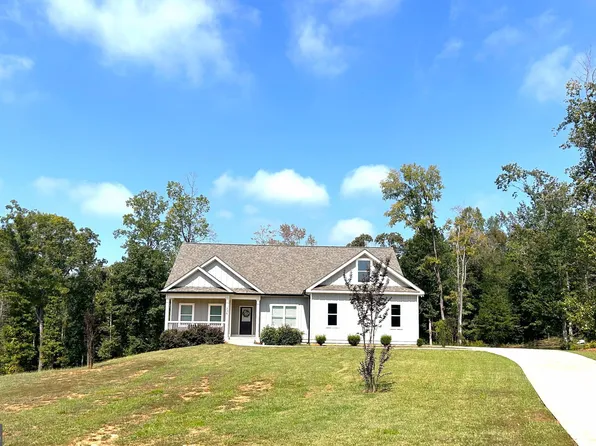 236 Oakwood Dr, Commerce, GA 30529