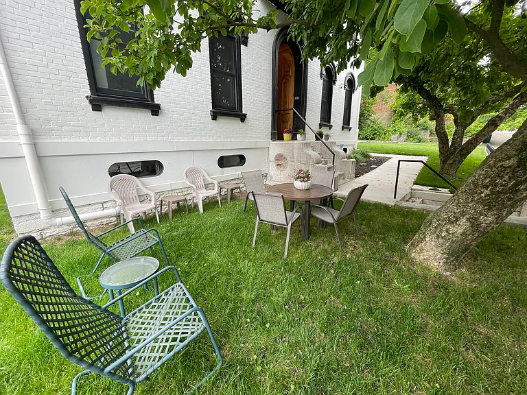 18 Mulberry St #6 — Photo 9