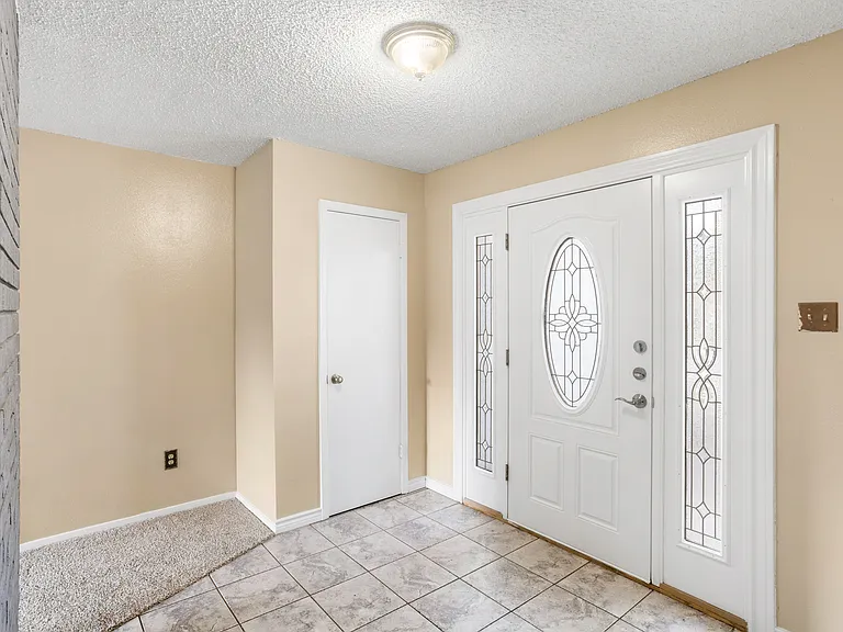 7254 Flaming Forest St — Photo 2
