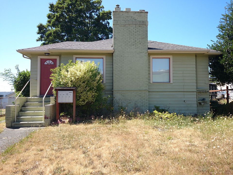 1st image of 4441 42nd Ave SW