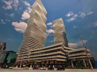 3900 Confederation Pkwy #5507, Mississauga, ON L5B 0M3