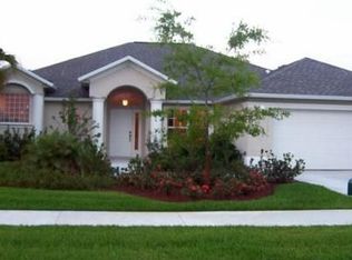 212 SW Fernleaf Trl, Port Saint Lucie, FL 34953