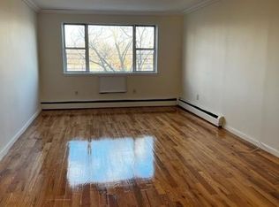 607 Hollywood Ave APT 2, Bronx, NY 10465