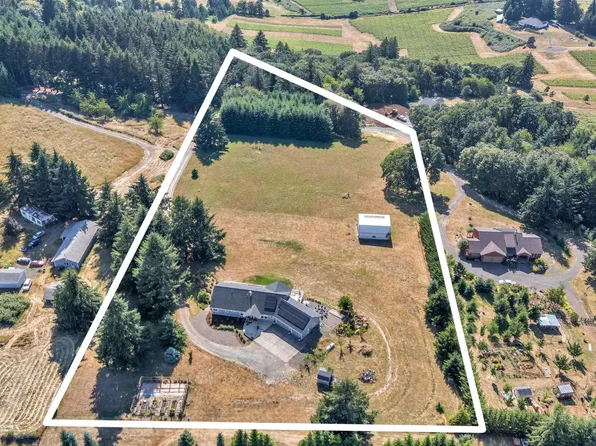 20265 SE Poco Ln, Amity, OR 97101
