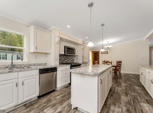 121 New St, Oxford Twp., NJ 07863