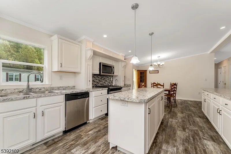 121 New St photo 1