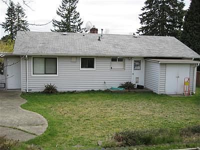 2nd image of 3500 NE 10th St