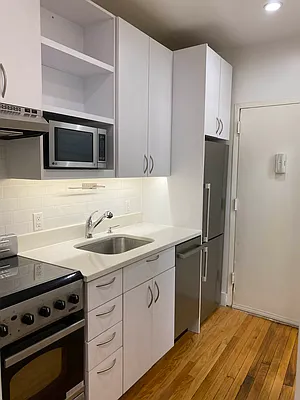 Rented by Georgine Podhorsky, LREB | media 15