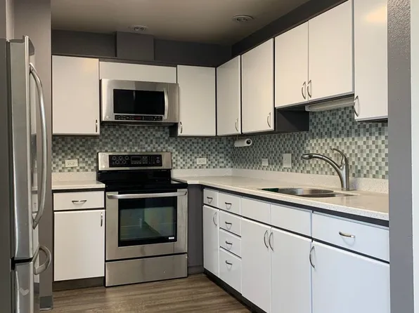 94-546 Kupuohi St #27202, Waipahu, HI 96797