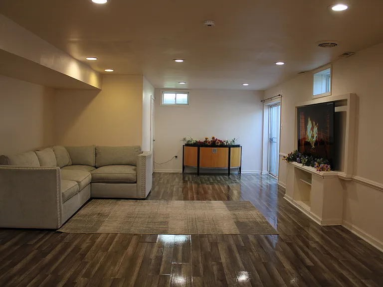 234 Flagstaff Cir — Photo 95