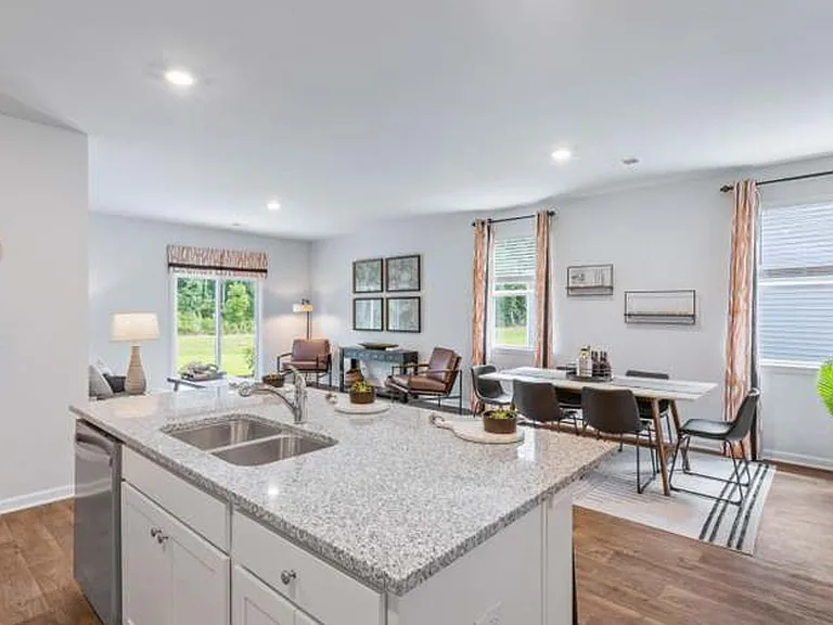 255 Sweet Cherry Ln — Photo 3