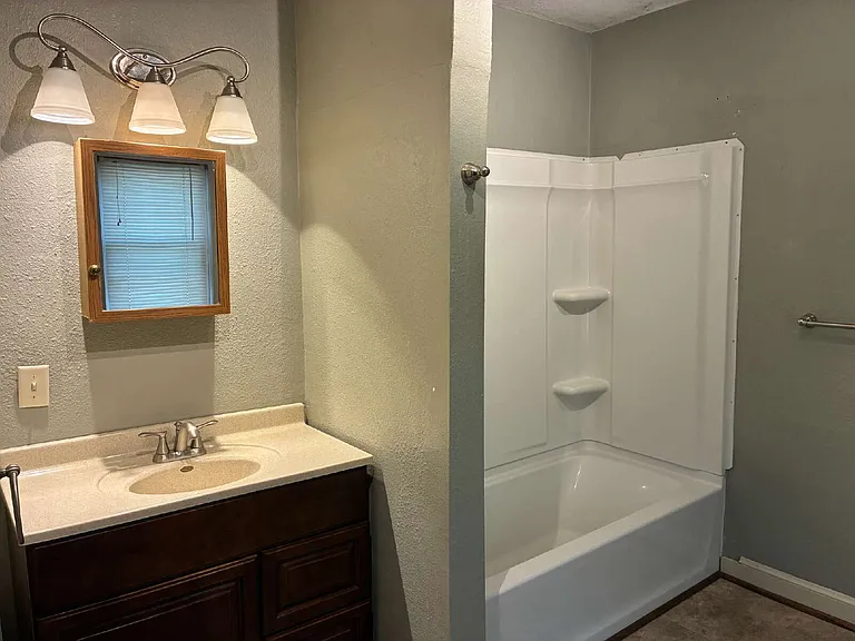 1309 Snelling St — Photo 11
