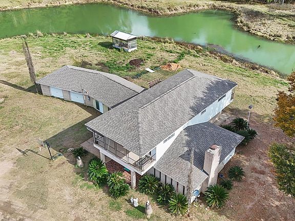 2nd image of 850 County Road 2145