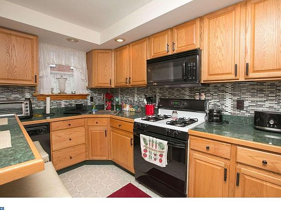 2nd image of 4234 Bleigh Ave