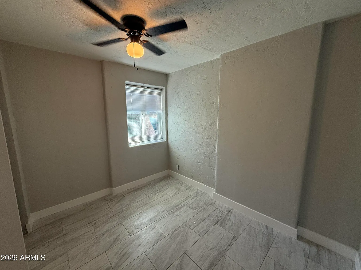 2 bed, 1.0 bath, 500 sqft, $1,300 — Photo 4