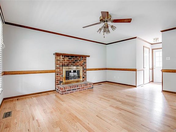 5th image of 8201 Mark Lawn Dr