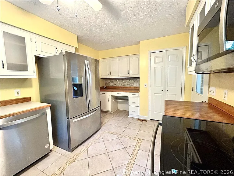 1963 Wedgewood Dr — Photo 6