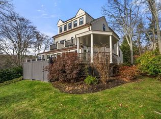 468 Summer St, Manchester, MA 01944