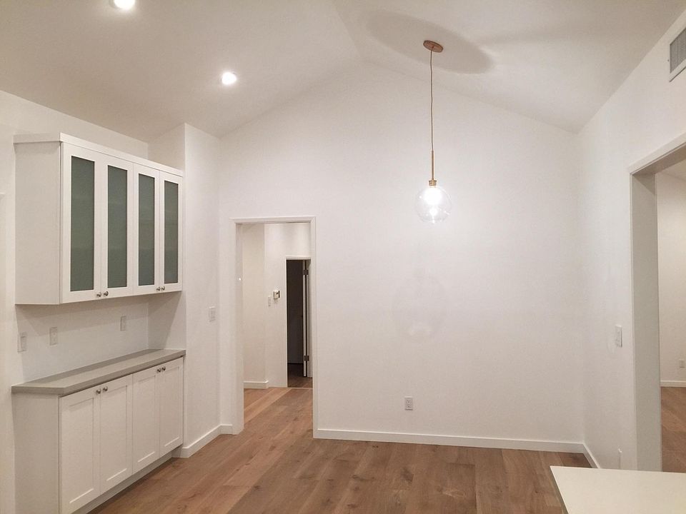 Dinette area in the kitchen
