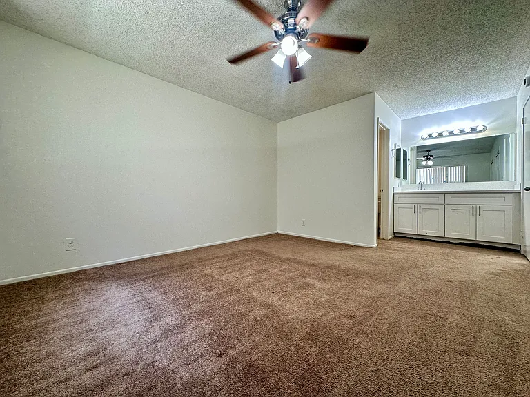 4141 Rosecrans Ave — Photo 17