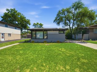9407 Ozark Ave, Morton Grove, IL 60053