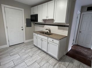 7244 Orchard Ave, Warren, MI 48091