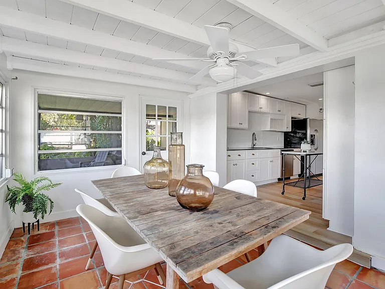 3019 N 57th Dr — Photo 14